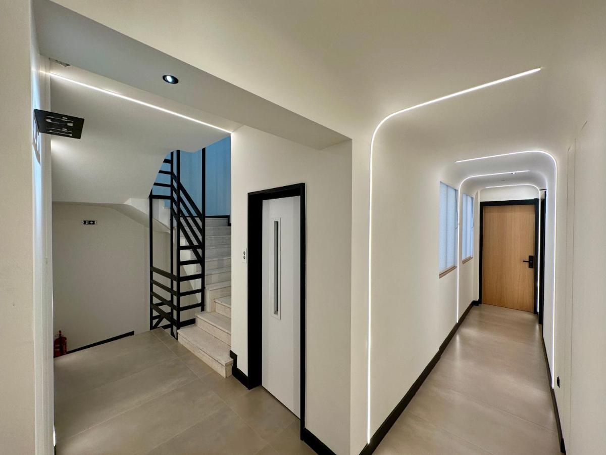 Athensowl Aparthotel Exteriör bild