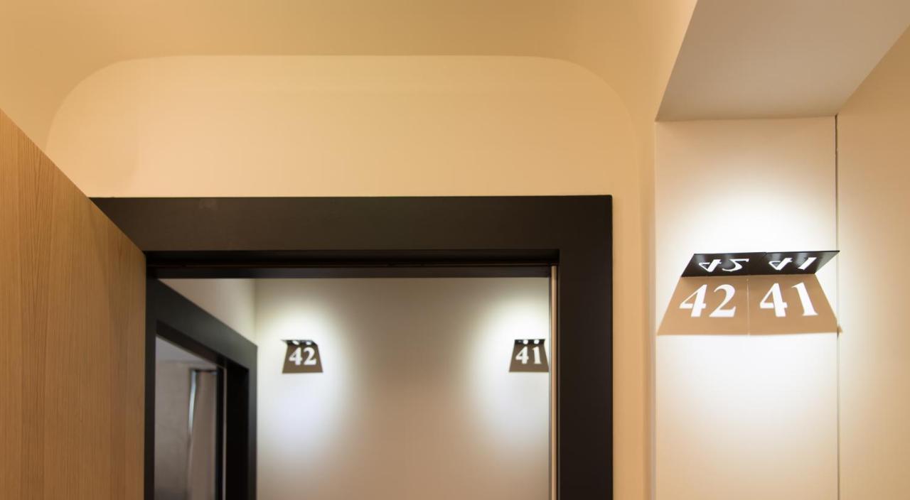Athensowl Aparthotel Exteriör bild
